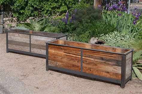 square box aged wood planter box with metal liner|4 x 12 x 12 in .